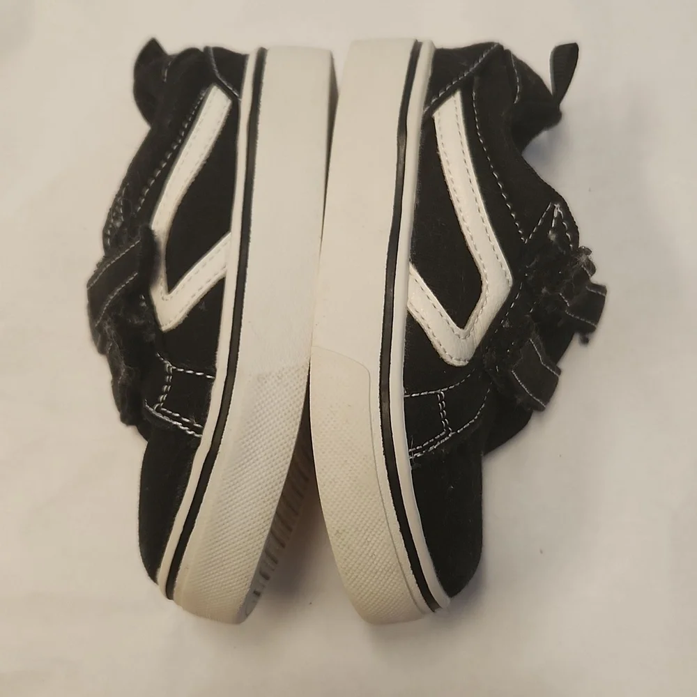 Wonder Nation Shoes Size 6 Toddler Black White
